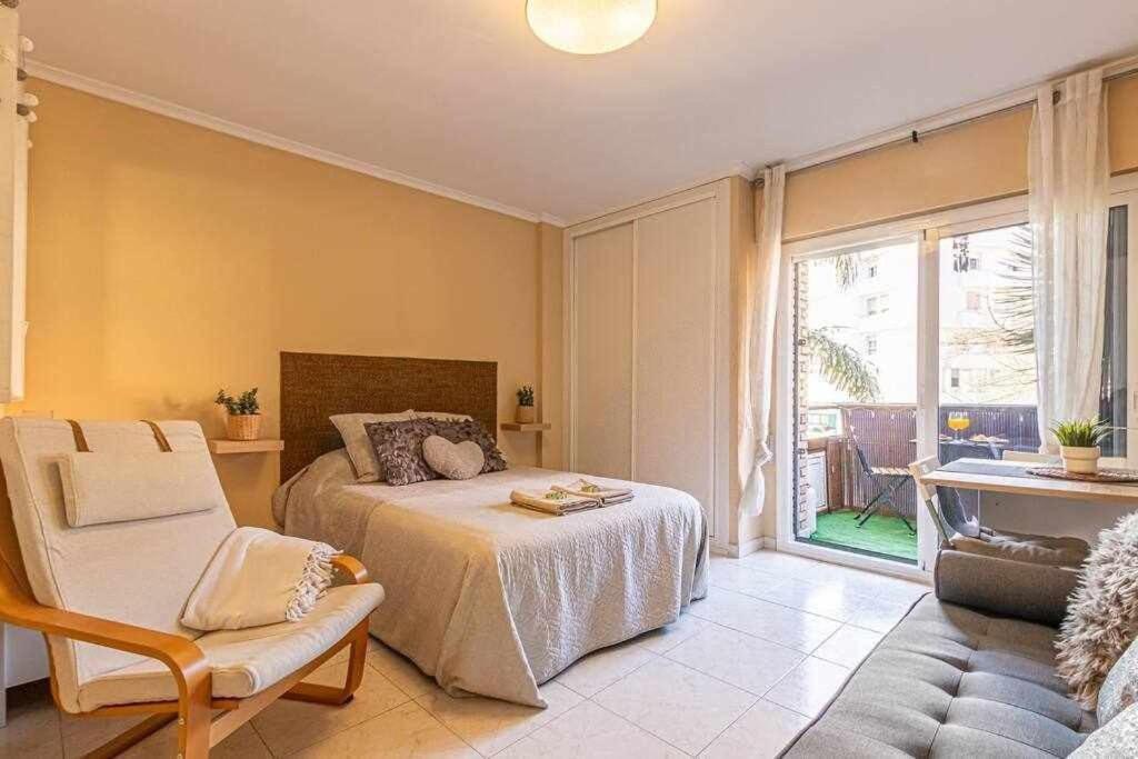 797 Holiday Rentals - Equipado Estudio Cerca Del Parque La Paloma Benalmádena Eksteriør billede