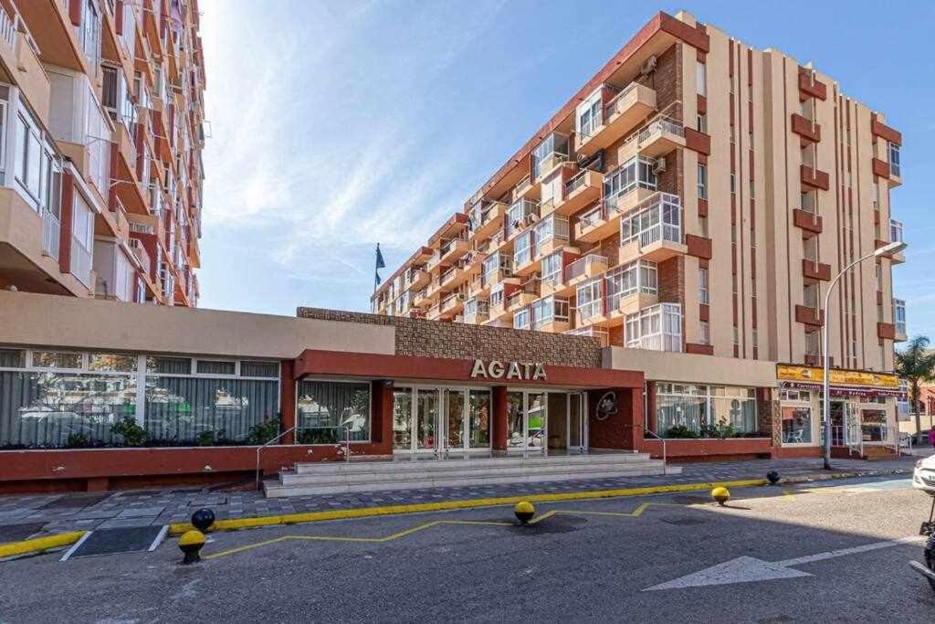 797 Holiday Rentals - Equipado Estudio Cerca Del Parque La Paloma Benalmádena Eksteriør billede