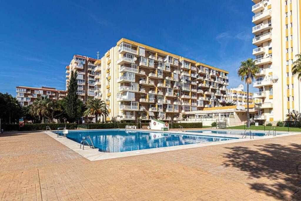 797 Holiday Rentals - Equipado Estudio Cerca Del Parque La Paloma Benalmádena Eksteriør billede